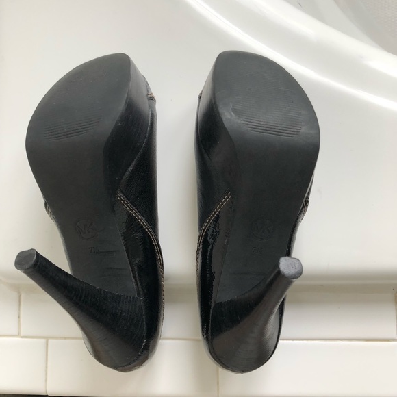 Michael Kors, platform heels - Picture 7 of 7